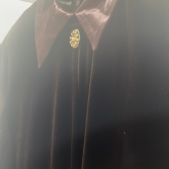 vintage Luxury Dress /bought 7 M ago in Paris. (gainedweight)can’t use it - Picture 6 of 9